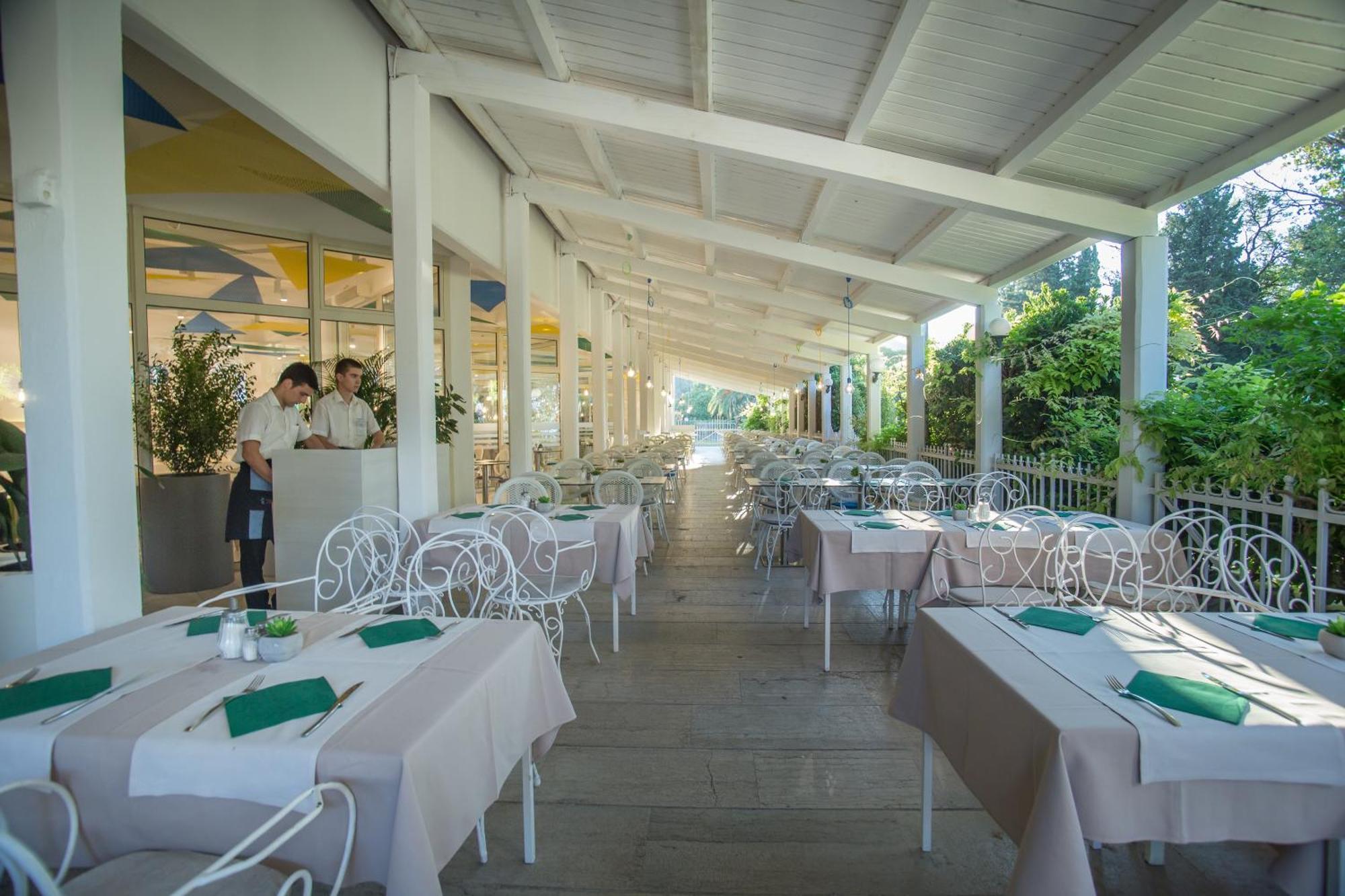 Hotel Slovenska Plaza Lux Budva Extérieur photo