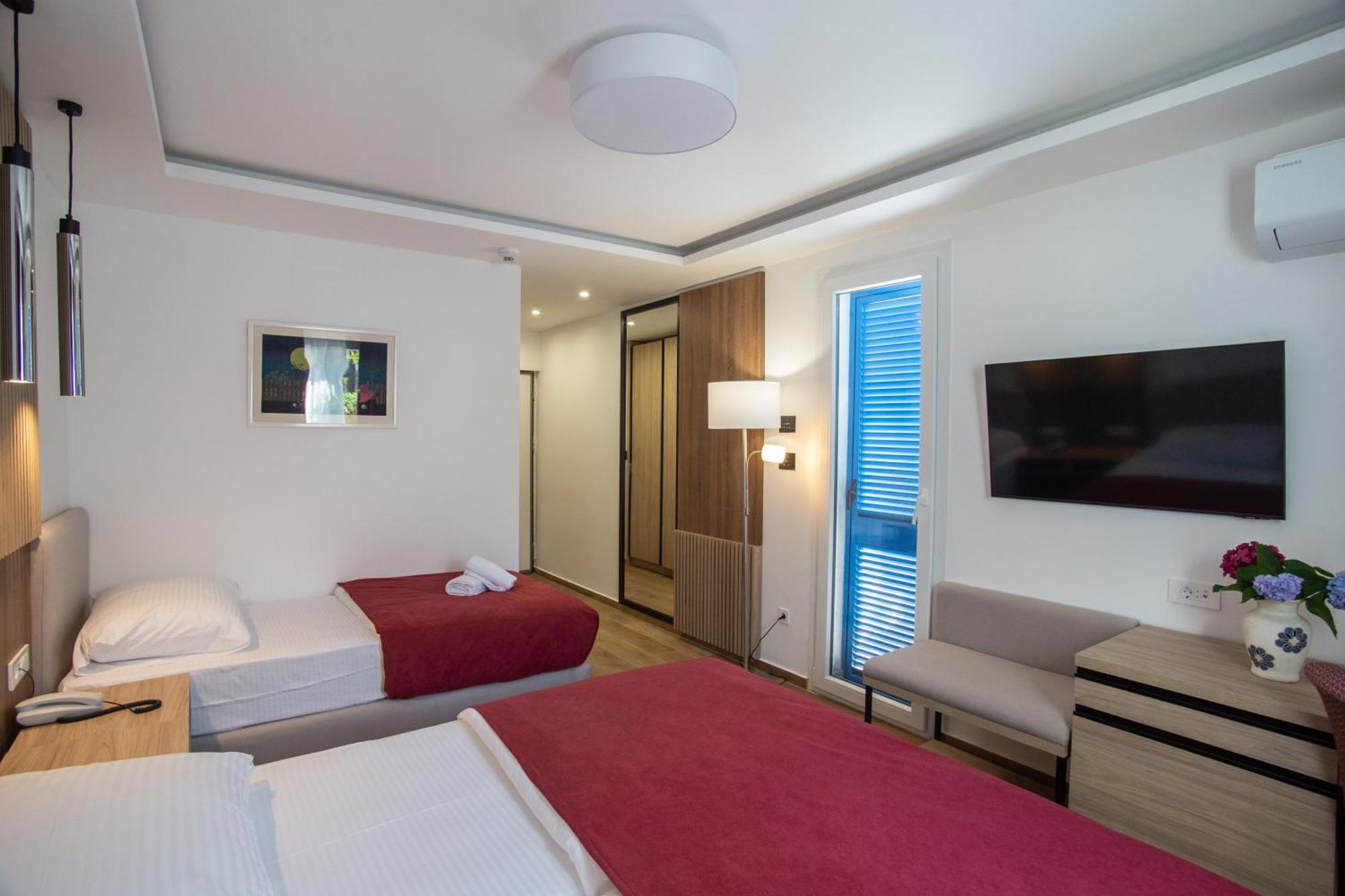 Hotel Slovenska Plaza Lux Budva Extérieur photo